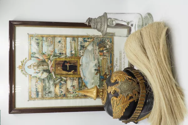 Rare Ensemble with Pickelhaube of Garde Grenadier Möller Visuel 1 principal